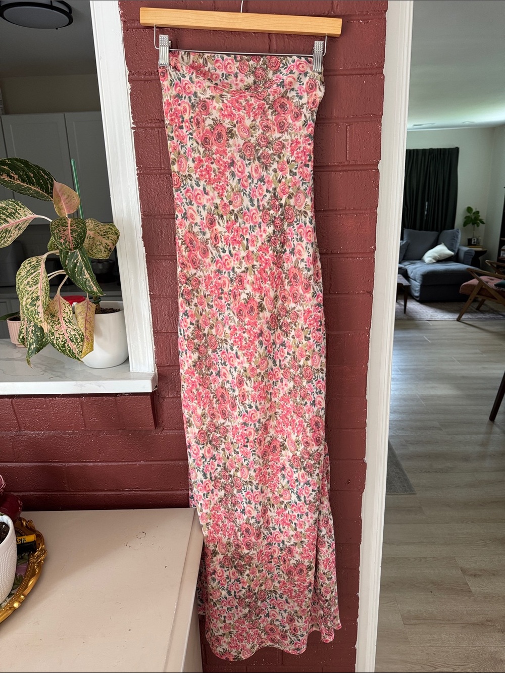 Dress Forum Strapless Pink Rose Floral Maxi Slip Dress with Tie Back Small